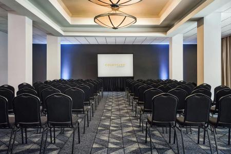Courtyard by Marriott San Diego Mission Valley/Circle - 17