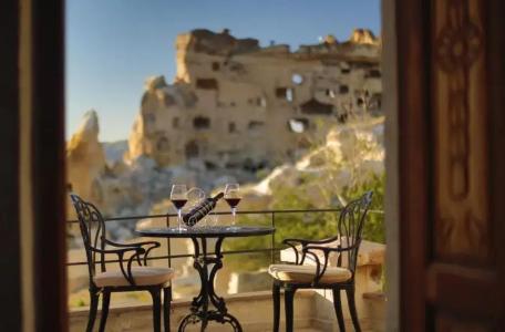 Phocas Cave Suites - 106