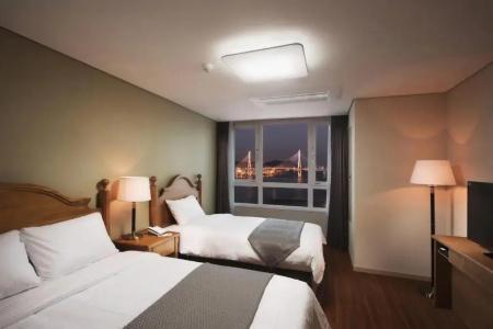 Crown Harbor Busan - 98