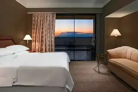 Sheraton Phoenix Crescent - 57