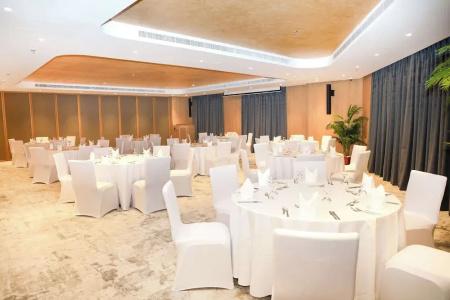 Park Inn by Radisson Muscat - 12
