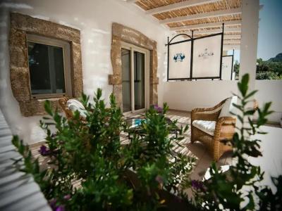 Dolce Vita Boutique - 18