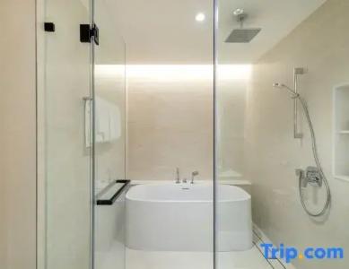 Veranda Pool Suite - 178