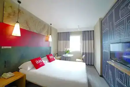 Ibis Chengdu Kehua - 25