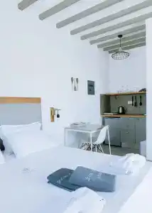 White and Grey - 85