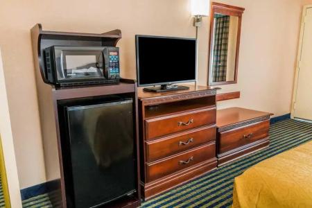 Quality Inn Savannah I-95 - 23
