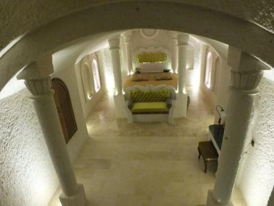 Hu of Cappadocia - Special Class - 11