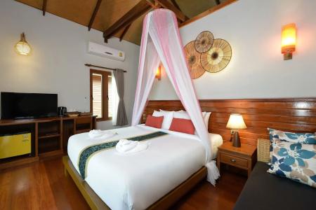 PingChan Koh Phangan Beachfront Resort - 5
