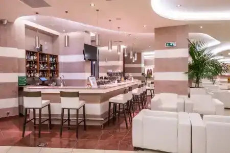 Konstantinos Palace - 32
