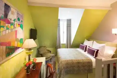 Hôtel Le Relais des Halles - 85