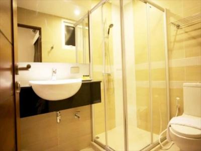 April Suites - 102