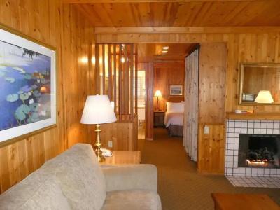 Briarwood Inn - 163