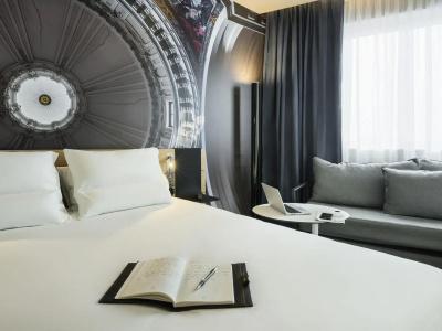 Novotel Paris 20 Belleville - 9