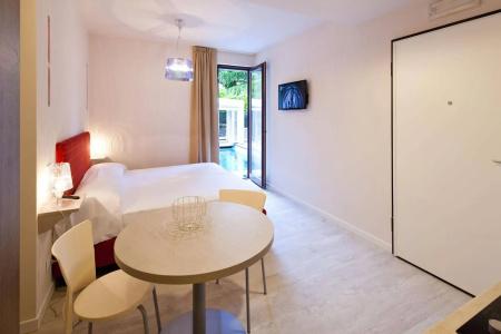 Residence - 4