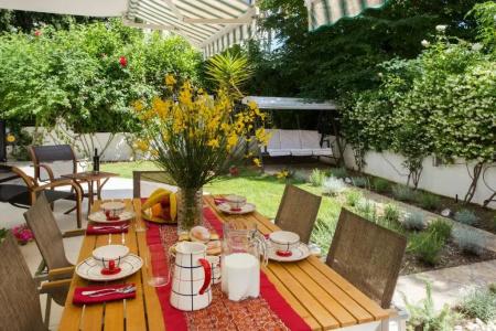 Garden Apartment - 127