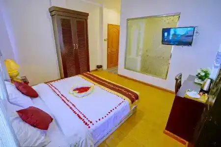 Boss - Mandalay - 32
