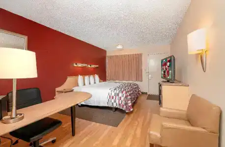 Red Roof Inn Indianapolis South - 13