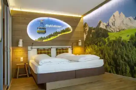 Cocoon Hauptbahnhof - 64