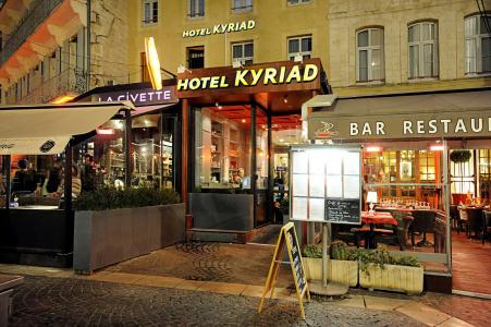 Kyriad Avignon - Palais des Papes - 24