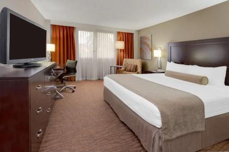 Sonesta Miami Airport - 3