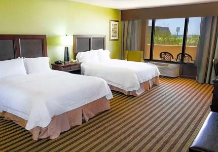 Hampton Inn - 44