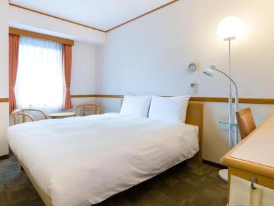 Toyoko Inn Ekimae - 14