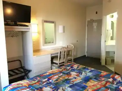 6-Portland, OR - North - 26
