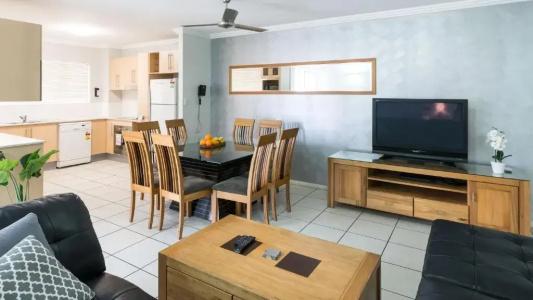 Cairns City - 87