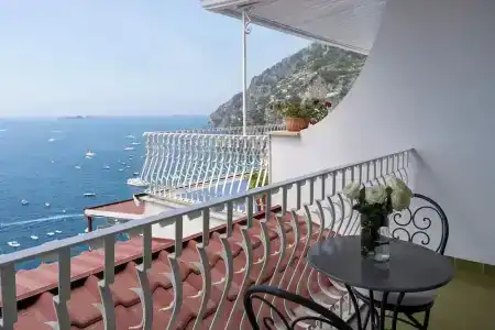 Eden Roc Suites - 116