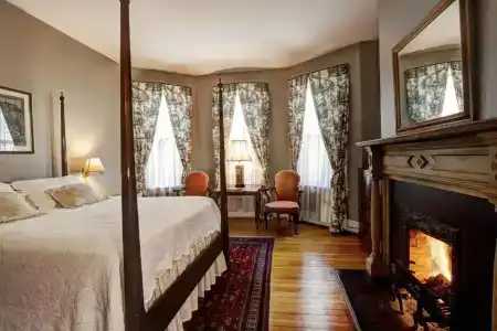 200 South Street Inn - 13