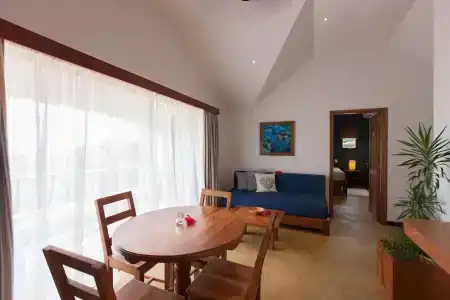 L'Hirondelle Self Catering Guest House - 38