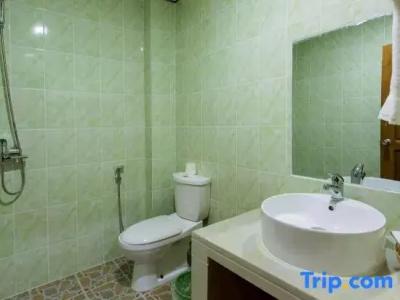 Diamond Lake, Spa, Ktv & Disco Bar - 15