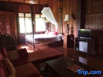 Ruen Thai Rim Haad - 65