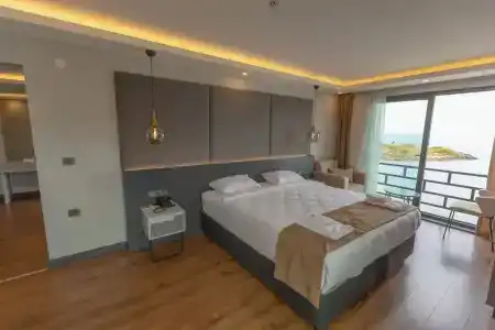 Santana Otel - 228