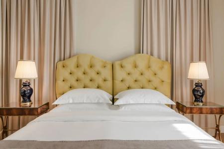 Noble Suites - 100