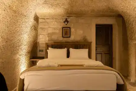 Medusa Cave - 2