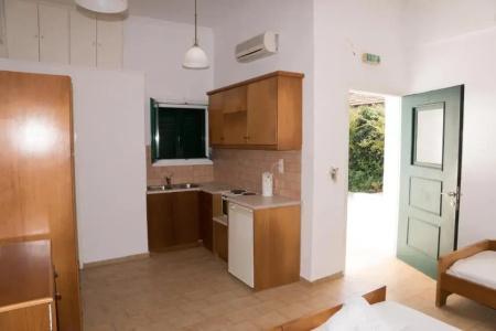 Utopia Kavos - 1