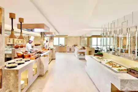 Courtyard by Marriott Bengaluru Hebbal - 9