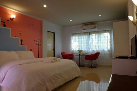 Juntima Place at Amphawa - 3