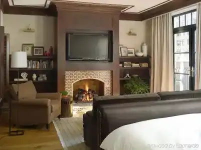 The Greenwich - 7