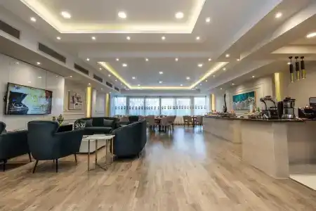 Triumph Plaza - 17
