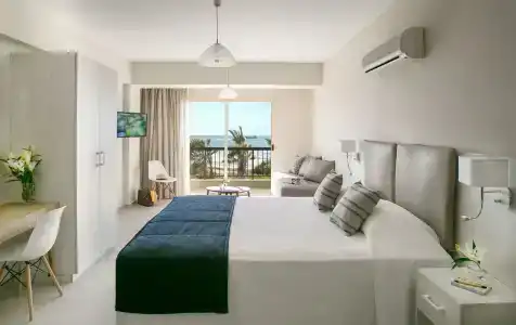 Louis Paphos Breeze - 6
