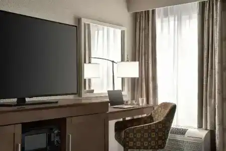 Hampton Inn New Orleans/St.Charles Ave - 61