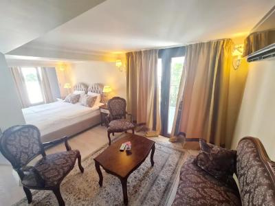 Sofia Boutique - 184