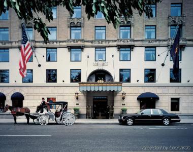 The Ritz-Carlton New York, Central Park - 38