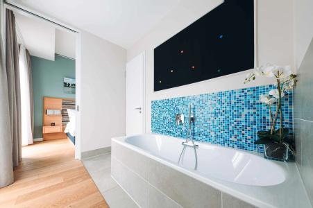 The Wellem, in The Unbound Collection by Hyatt - 40