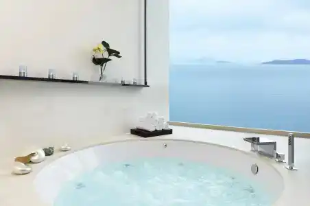 Auberge Discovery Bay - 8