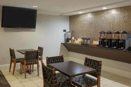 Four Points by Sheraton Orlando International Drive - 16