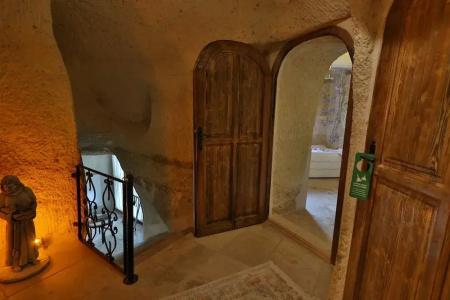 Demisos Caves - 93