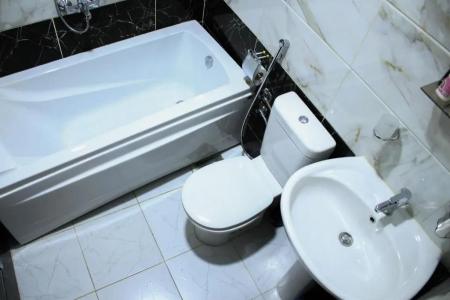 Kmt Hostel - 8